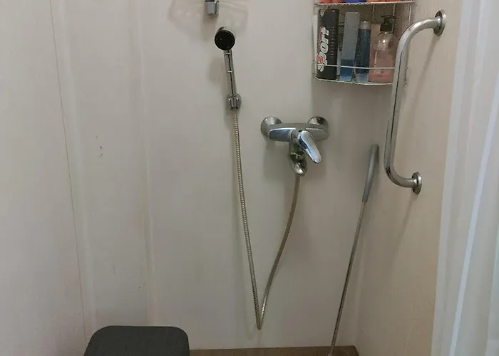 Huone 1-4 Henkiloelle *